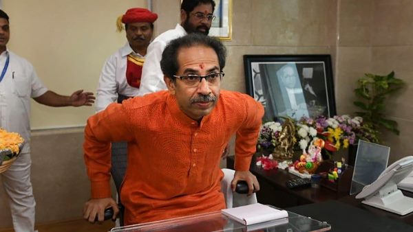 उद्धव सरकार का पहला कैबिनेट विस्तार, अजित पवार बन सकते हैं डिप्टी सीएम