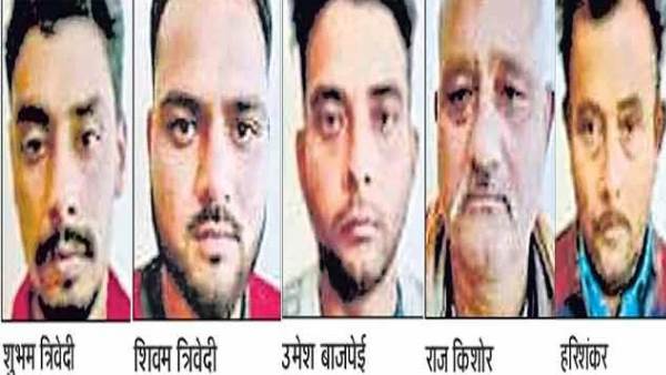 दिल्ली के अस्पातल में हुई थी पीड़िता की मौत