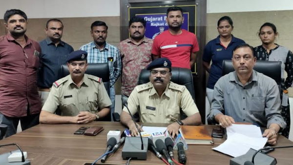 अकेले अहमदाबाद में 25 करोड़ शराब जब्त हुई