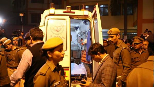 न्याय मांगने वाली उन्नाव की बहादुर बेटी को इंसाफ कब! न्याय मांगने वाली उन्नाव की बहादुर बेटी को इंसाफ कब!