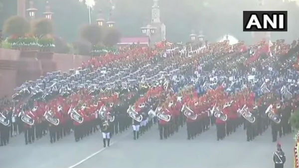 Video: Beating Retreat ceremony at Vijay Chowk, culmination of the 4-day long Republic Day celebrations. Video: Beating Retreat ceremony at Vijay Chowk, culmination of the 4-day long Republic Day celebrations.