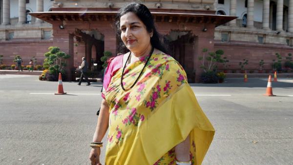 केरल की महिला ने किया बेटी होने का दावा तो अनुराधा पौडवाल ने दिया ये जवाब
