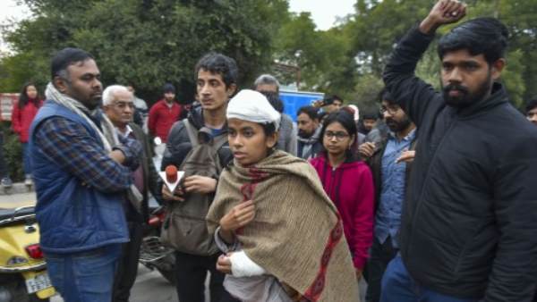 हिंसक घटना के कुछ देर बाद ही एफआईआर दर्ज