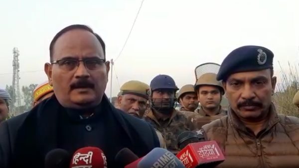 प्रधानाचार्य, दो शिक्षक सस्पेंड