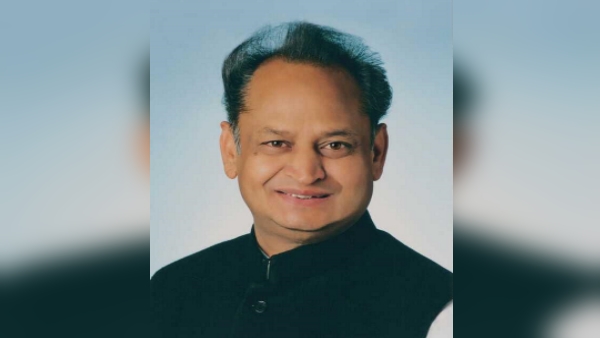 सचिन पायलट और मुख्यमंत्री अशोक गहलोत की आपस की लड़ाई में कुंठा झलक रही