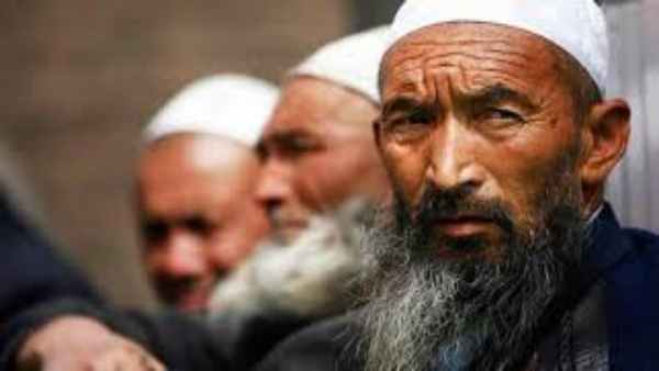 चीन के उइगुर मुसमानों के साथ करता है ये व्यवहार
