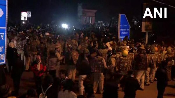 एफआईआर में ये था दावा