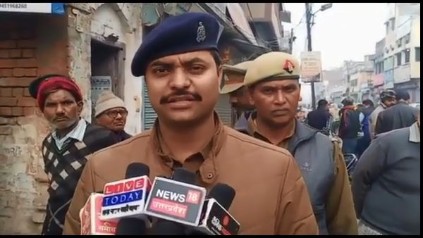 70 वर्षों से एक मकान में किराए पर रहे थे