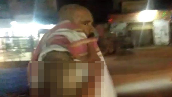 Foreign Tourist influenced by Naga Baba started walking naked in pushkar Foreign Tourist influenced by Naga Baba started walking naked in pushkar