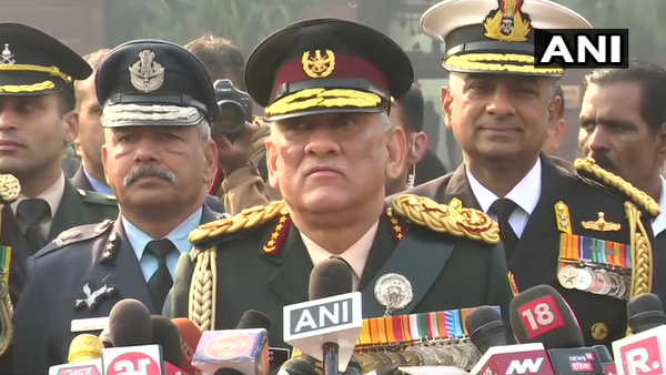 सरकार के निर्देशों पर करते हैं काम