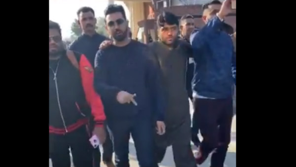 वाघा बार्डर के जरिए पहुंचे पाकिस्तान