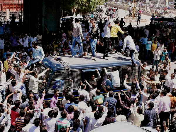पाटीदार आंदोलन के वक्त 2015 में हुई थी हिंसा