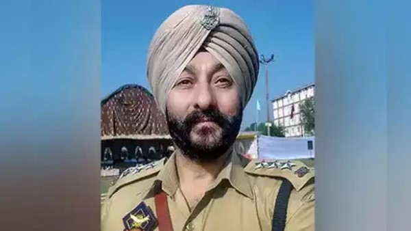 कई दिनों से पुलिस की राडार पर था देविंदर सिंह