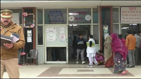 men brutal-attack on two sisters, one dead at kanpur hospital men brutal-attack on two sisters, one dead at kanpur hospital