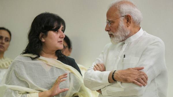 सुषमा स्वराज की बेटी के नाम पर मंथन?