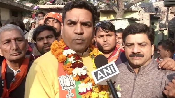 Election Commission has banned BJP candidate Kapil Mishra Election campaigning Election Commission has banned BJP candidate Kapil Mishra Election campaigning