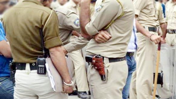 भतीजे ने दादी और बुआ को मारी गोली