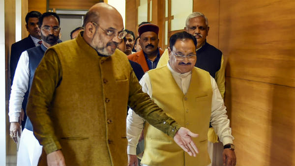 अमित शाह ने भी किया परिवारवाद पर हमला