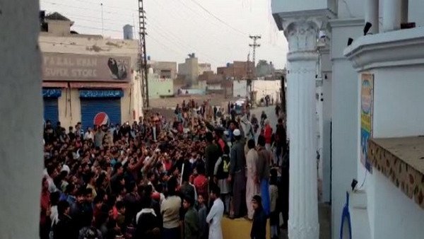 ननकाना साहिब से सिखों को भगाने और गुरुद्वारा ढहाने की दी गई धमकी