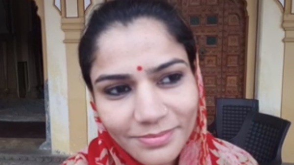 नीता कंवर के जुलूस में लगे देश विरोधी
