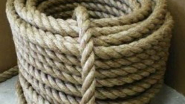 बक्सर जेल से मंगाई गई मनीला रस्सी