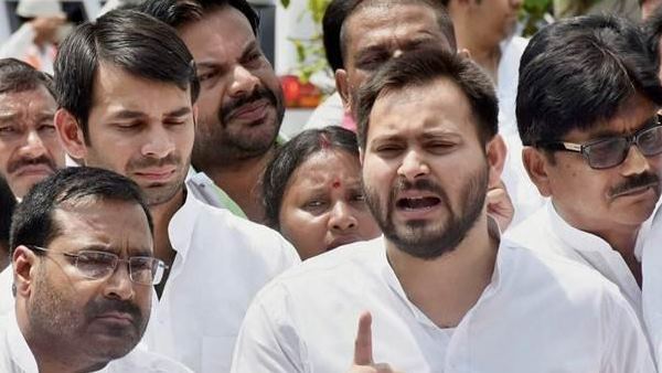 एक साल से राजद की तैयारी