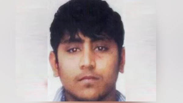 दोषी पवन ने नाबालिग होने का किया था दावा