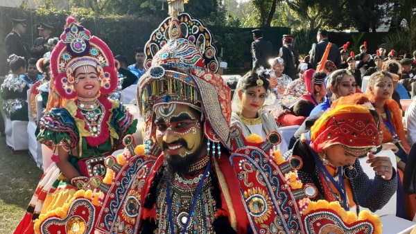 PM Modi met artists before Republic Day parade said Your performance shows India strength PM Modi met artists before Republic Day parade said Your performance shows India strength