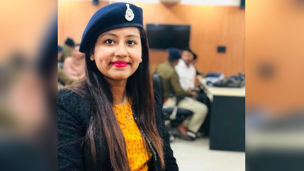 आईएएस परीक्षा की तैयारी कर रही हैं प्रिया वर्मा