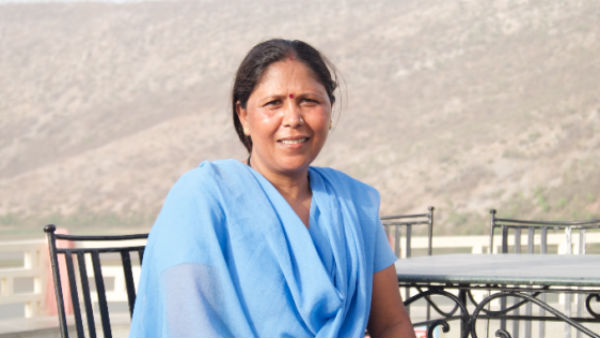 समाज में अलग नजर से देखते थे लोग