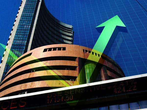 पहले LIC के पैसों को शेयर बाजार में निवेश की मंजूरी दे चुकी है सरकार