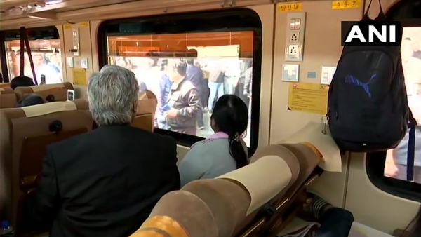 यात्रियों को 63,000 रुपये का मुआवजा देगा IRCTC