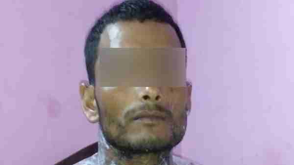 A girl allegedly threw acid on a boy A girl allegedly threw acid on a boy