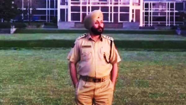 देविंदर सिंह के कबूलनामे का गहन तहकीकात जरूरी देविंदर सिंह के कबूलनामे का गहन तहकीकात जरूरी