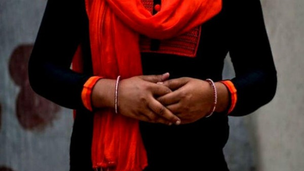 facebook friend allegedly rapes girl and makes videos in kanpur facebook friend allegedly rapes girl and makes videos in kanpur