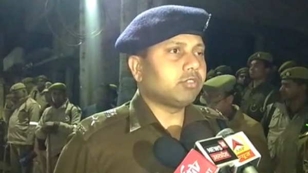 uttar pradesh bareilly man did firing on brother sister and old man uttar pradesh bareilly man did firing on brother sister and old man