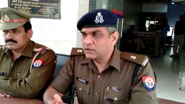 hathras police arrested wife in her husband murder case hathras police arrested wife in her husband murder case