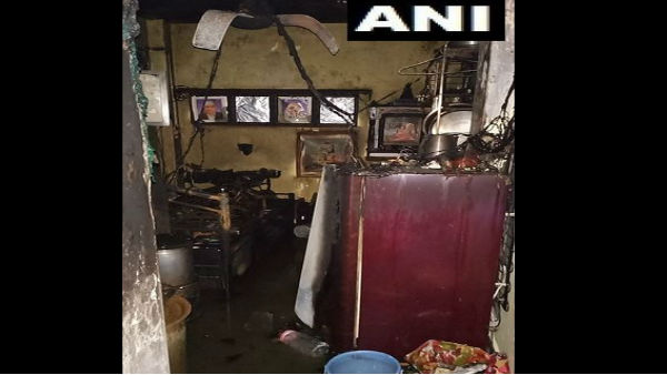 Mumbai: Nine people have been injured after fire broke out at a house in Samta Nagar area, yesterday late night. The fire has been doused. Mumbai: Nine people have been injured after fire broke out at a house in Samta Nagar area, yesterday late night. The fire has been doused.