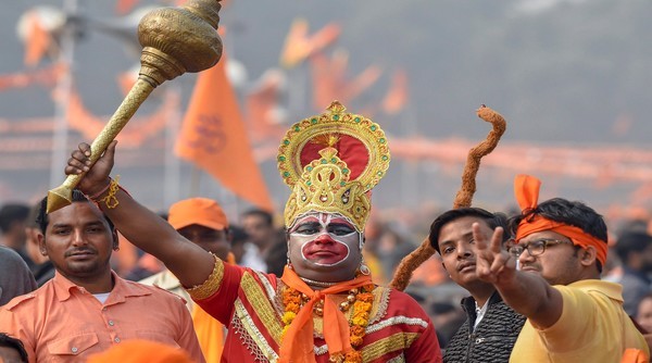 किसका कौन?
