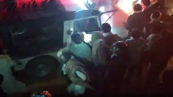 आसपास की भी पुलिस मौके पर पहुंची