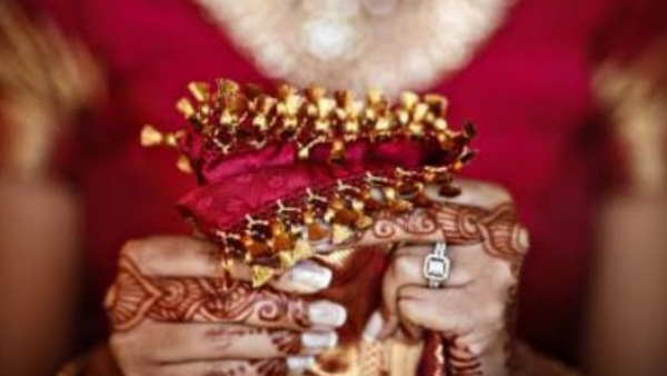 पड़ोसी की बेटी से कराई लड़के की शादी