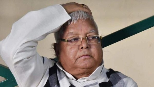 लालू से अलग राजनीति