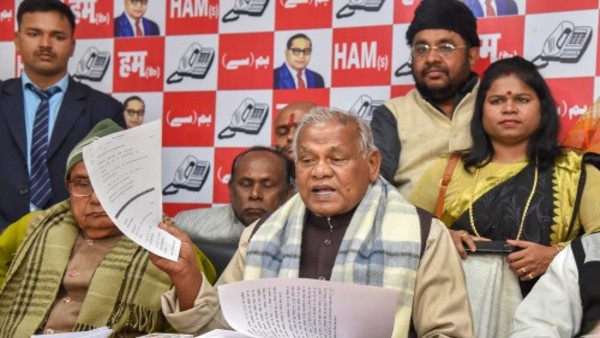 क्या पीके को नेता मान कर चुनाव लड़ेंगे मांझी, कुशवाहा?
