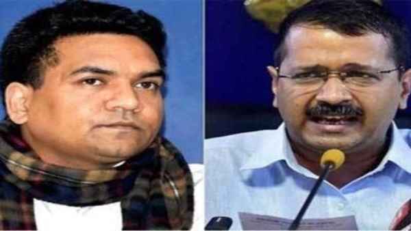 दिल्ली विधानसभा चुनावों के दौरान विवादों में रहे