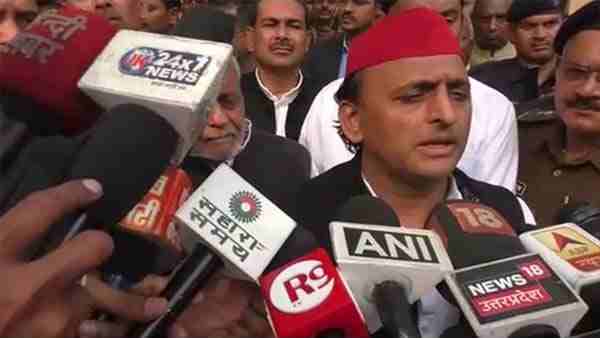 आजम खान के खिलाफ हो रहा है षड्यंत्र