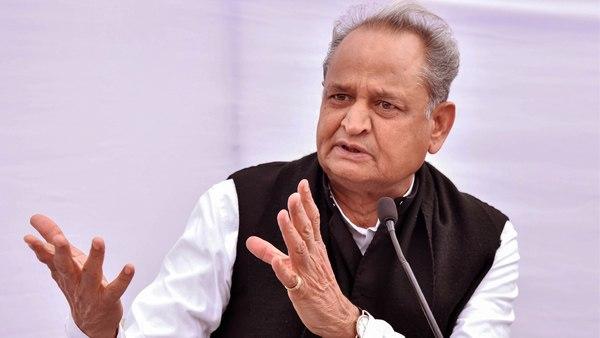 मुझे खुद को नहीं पता मेरे माता-पिता का जन्म कब हुआ