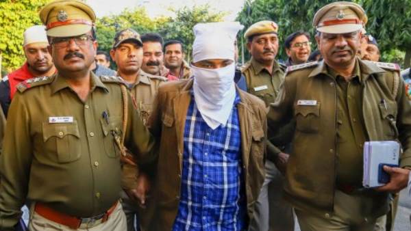 30 हजार रुपये नहीं लौटा पा रहा था