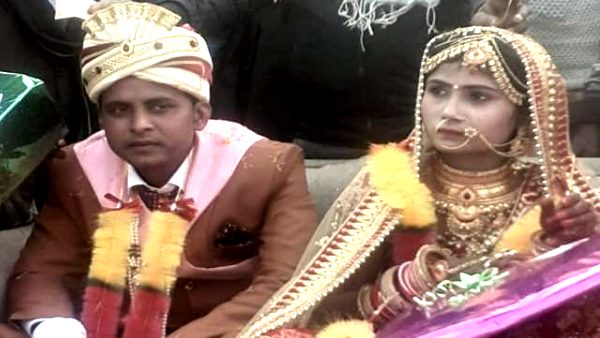 नाश्ते के लिए ढाबे पर रुकी गाड़ी, गायब हुआ दूल्हा
