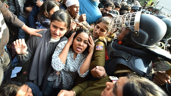पुलिस ने आरोपों को किया खारिज