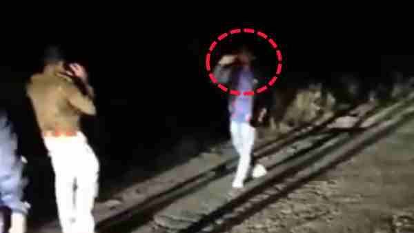 Lover tried to kidnap girlfriend with gunpoint Lover tried to kidnap girlfriend with gunpoint